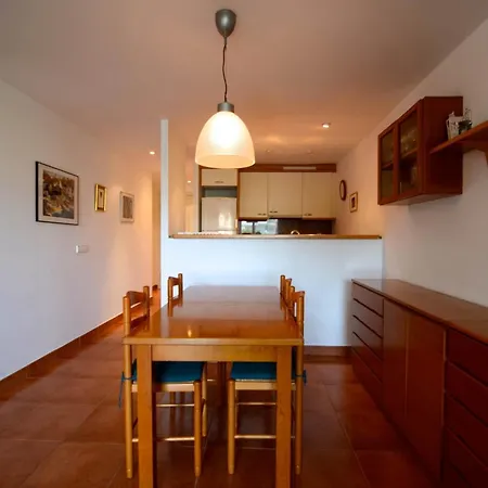 Mar A 302 Apartment